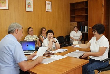 Прием ведет депутат Шевченко